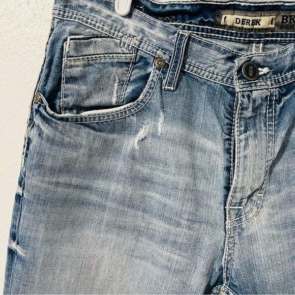 BKE Denim Men’s Derek Light Wash Bootcut Denim Jeans 34S 100% Cotton Everyday - Picture 3 of 11